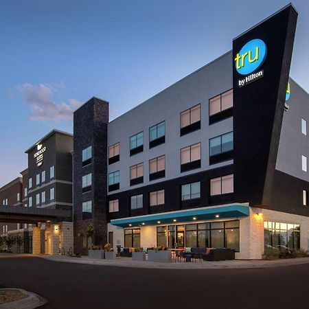 Tru By Hilton Denver Airport Tower Road Hotel Exterior photo